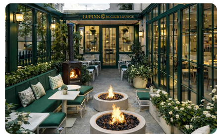 İkitelli’de Cafe Bahçesi Deneyimi | Mall of İstanbul Karşısı Lupinn Club Lounge İkitelli Küçükçekmece Mall of İstanbul karşısında bulunan cafe bahçesinde modern oturma alanları ve keyifli açık hava ortamı